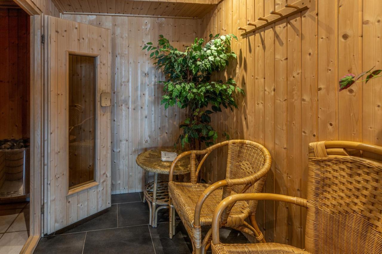 Escape, Appartement Met Groot Terras Buren  Zewnętrze zdjęcie