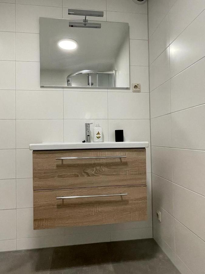 Escape, Appartement Met Groot Terras Buren  Zewnętrze zdjęcie